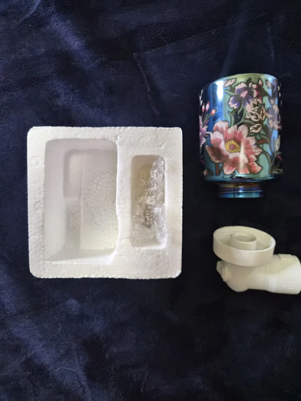 Scentsy Midnight Floral Plug-In Warmer - White